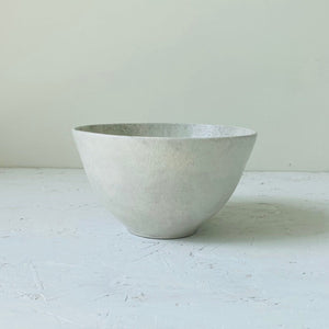 
                  
                    Load image into Gallery viewer, MIKA&amp;#39;s Handmade Kohiki Ramen Bowl - MIKAFleurHardgoods
                  
                