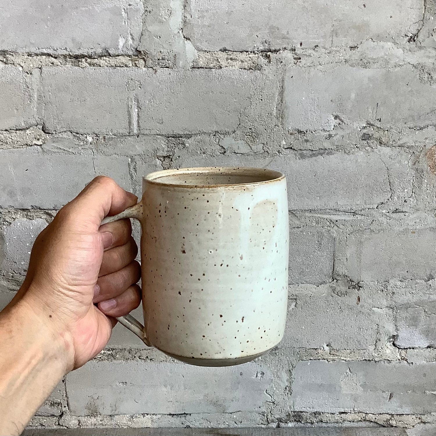MIKA’s handmade large mug - MIKAFleurHardgoods
