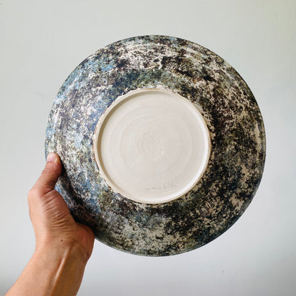 Shallow bowl (Makiko Hicher) - MIKAFleurHardgoods