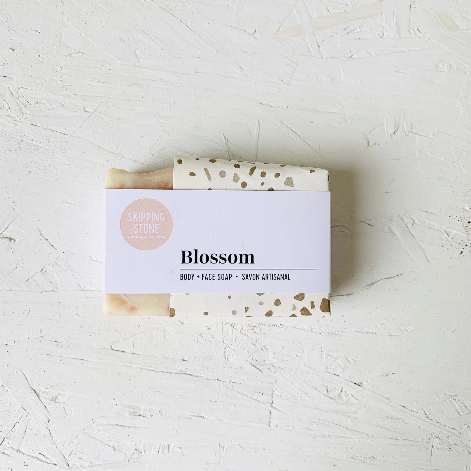 SKIPPING STONE Hand crafted soap - MIKAFleurhome goods